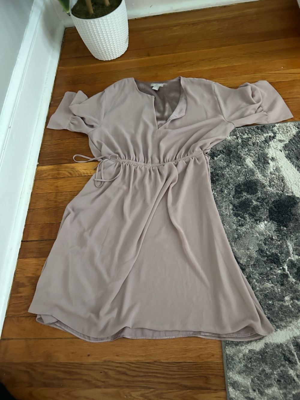H&M Mauve V-Neck Drawstring Waist Mini Dress